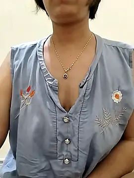 love sexy090 online show from October 26, 2025, 11:38 pm