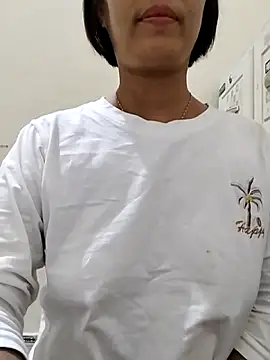 love sexy090 online show from November 1, 2025, 1:16 pm