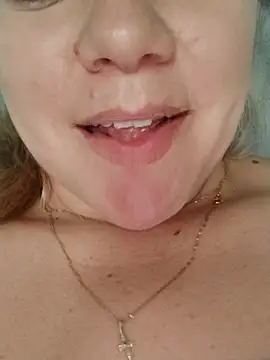 cameron 06 online show from March 24, 2026, 1:22 pm