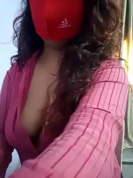 Snapshot of Angel_priy101 chatting on September 29, 2025, 10:11 am Angel priy101 online show from September 29, 2025, 10:11 am