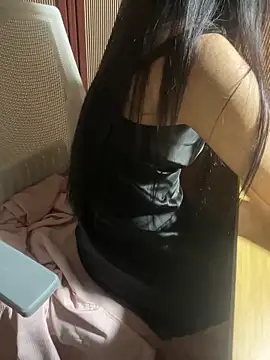 Snapshot of Mina048 chatting on March 19, 2026, 1:00 pm Mina048 online show from March 19, 2026, 1:00 pm