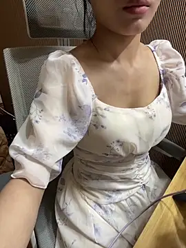 Snapshot of Mina048 chatting on March 31, 2026, 1:02 pm Mina048 online show from March 31, 2026, 1:02 pm