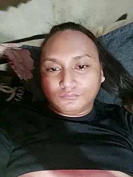 hella queen online show from December 22, 2025, 9:20 am