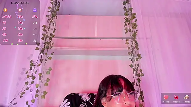 CamiGox online show from November 23, 2025, 11:53 am