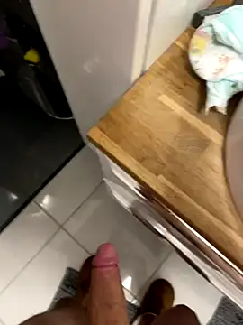 Lopochow online show from November 4, 2025, 8:34 pm