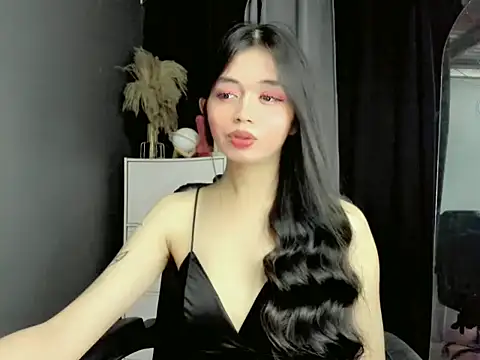 Snapshot of LexiLove chatting on September 26, 2025, 12:34 pm LexiLove online show from September 26, 2025, 12:34 pm