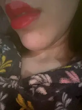 Snapshot of Mimisixo chatting on February 13, 2026, 11:49 pm Mimisixo online show from February 13, 2026, 11:49 pm