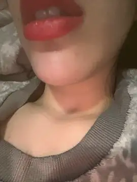 Snapshot of Mimisixo chatting on February 20, 2026, 12:29 am Mimisixo online show from February 20, 2026, 12:29 am