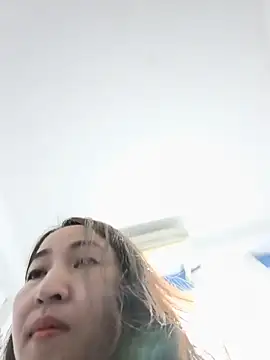 Ariana-Vy online show from June 14, 2026, 2:40 pm