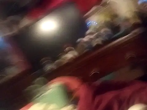 Snapshot of Twoslipperywhenwett chatting on October 2, 2025, 3:59 pm Twoslipperywhenwett online show from October 2, 2025, 3:59 pm