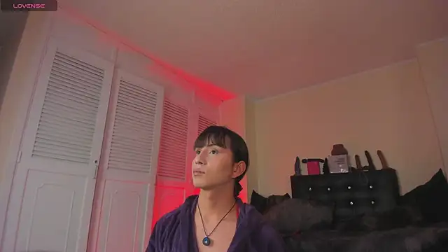 Snapshot of Draculairis chatting on September 18, 2025, 2:09 pm Draculairis online show from September 18, 2025, 2:09 pm