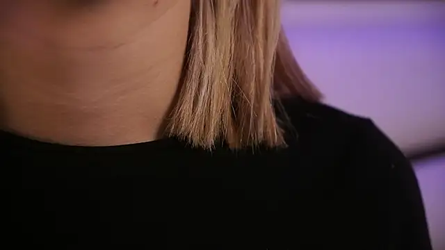 Snapshot of ambar_rosse25 chatting on January 10, 2026, 11:38 am ambar rosse25 online show from January 10, 2026, 11:38 am