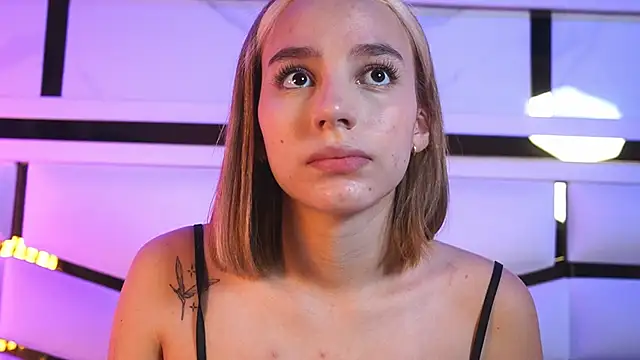 Snapshot of ambar_rosse25 chatting on February 13, 2026, 11:43 am ambar rosse25 online show from February 13, 2026, 11:43 am