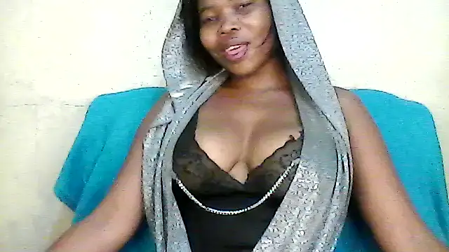 CharlotteXXX online show from April 25, 2026, 5:32 pm