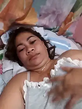 sexybitch 02 online show from March 25, 2026, 4:28 pm