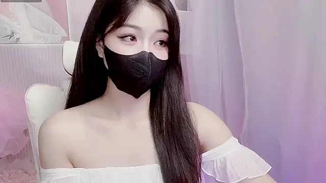 kemybaby online show from April 12, 2026, 9:07 pm