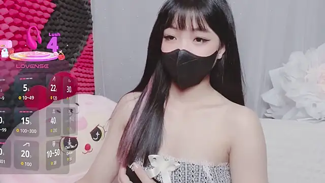 kemybaby online show from December 19, 2025, 7:05 pm