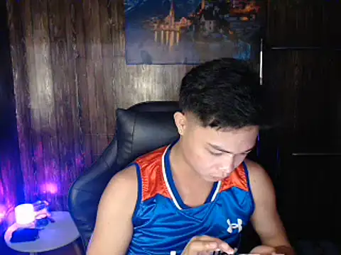 hotzachery online show from May 8, 2026, 3:16 pm