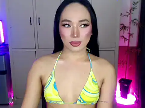 Snapshot of Spicy_kinky chatting on May 27, 2026, 6:15 pm Spicy kinky online show from May 27, 2026, 6:15 pm