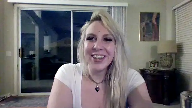 bimbopixxxie online show from December 22, 2025, 1:06 am