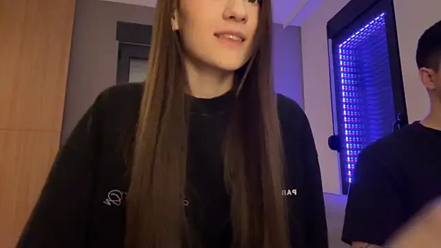 Snapshot of TenDouble chatting on November 30, 2025, 1:17 am TenDouble online show from November 30, 2025, 1:17 am