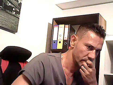 mastercharisma35 online show from May 15, 2026, 12:25 pm
