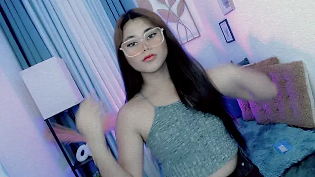 PrettyBlythes TS online show from April 10, 2026, 9:27 am