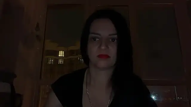 Snapshot of Sladosttss chatting on October 6, 2025, 7:14 pm Sladosttss online show from October 6, 2025, 7:14 pm