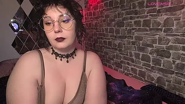 Snapshot of _Your_Goddess_Victoria_ chatting on October 13, 2025, 8:49 am Your Goddess Victoria online show from October 13, 2025, 8:49 am