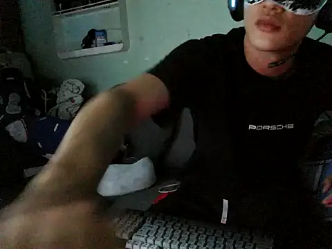 boyhigh1997 online show from February 14, 2026, 4:18 pm