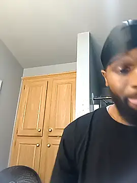Snapshot of EbonyKing69 chatting on October 13, 2025, 6:37 am EbonyKing69 online show from October 13, 2025, 6:37 am