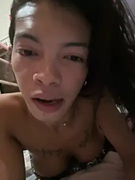 urkemplakx online show from April 5, 2026, 4:52 am