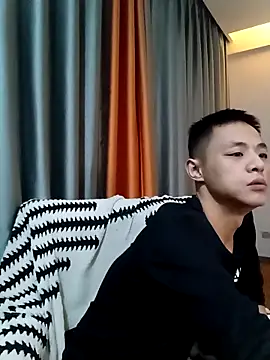 Tsia-Die online show from December 18, 2025, 8:08 am