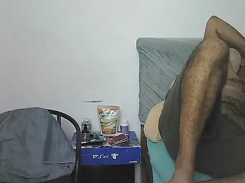 Snapshot of morenocabro10 chatting on February 27, 2026, 2:12 am morenocabro10 online show from February 27, 2026, 2:12 am