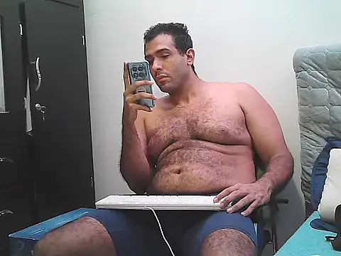 Snapshot of morenocabro10 chatting on October 15, 2025, 3:05 am morenocabro10 online show from October 15, 2025, 3:05 am