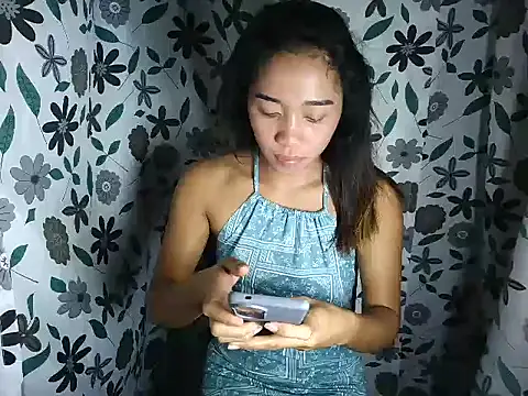 Virgen christine01 online show from April 21, 2026, 10:27 pm