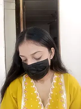 Snapshot of Cute_Rakhi8 chatting on October 19, 2025, 4:37 am Cute Rakhi8 online show from October 19, 2025, 4:37 am