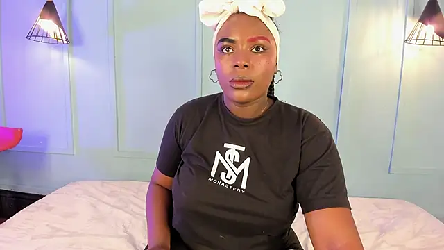 NanyMoreno online show from April 8, 2026, 8:10 pm