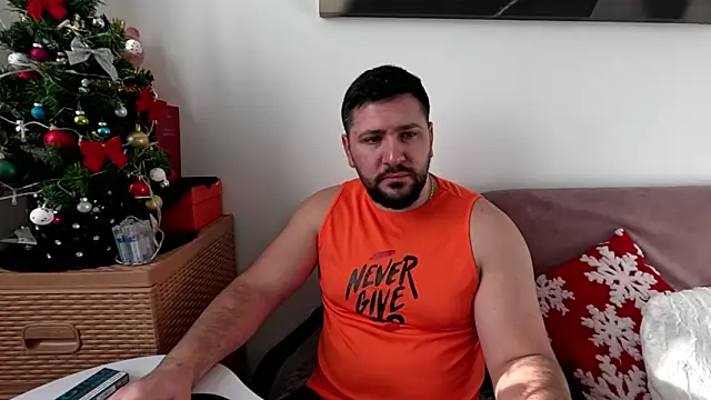 Gold Alpha Boy online show from December 19, 2025, 10:28 am