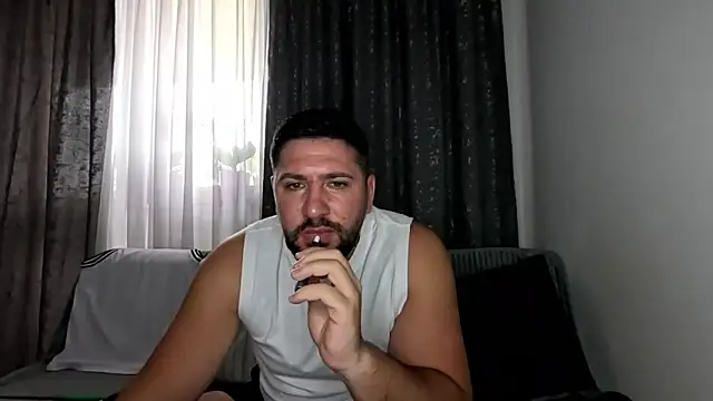 Gold Alpha Boy online show from September 30, 2025, 8:31 am