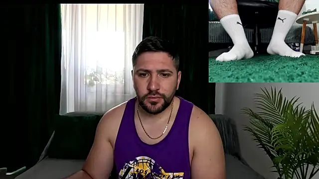 Gold Alpha Boy online show from June 1, 2026, 5:51 am