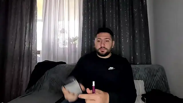 Gold Alpha Boy online show from October 3, 2025, 5:31 am