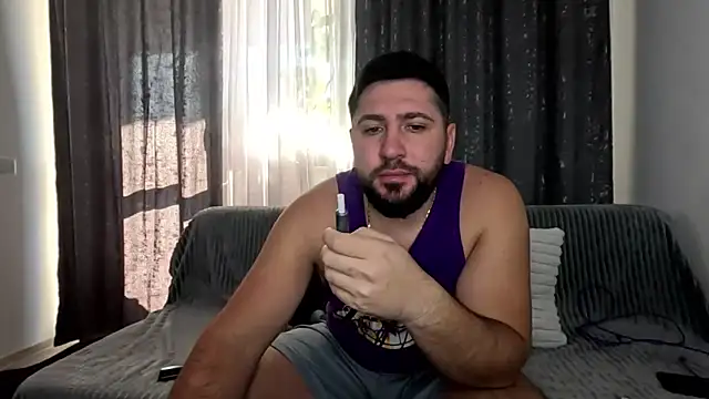 Gold Alpha Boy online show from November 1, 2025, 8:41 am