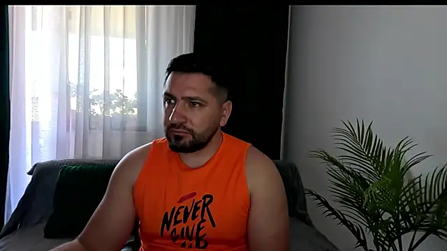 Gold Alpha Boy online show from June 26, 2026, 6:41 am