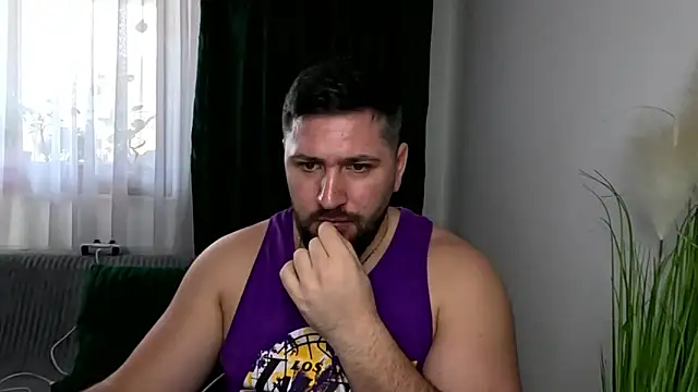 Gold Alpha Boy online show from April 4, 2026, 12:56 pm