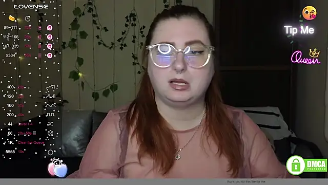 Snapshot of Alicia_love00 chatting on April 9, 2026, 6:19 am Alicia love00 online show from April 9, 2026, 6:19 am