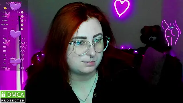 Snapshot of Alicia_love00 chatting on March 6, 2026, 6:30 am Alicia love00 online show from March 6, 2026, 6:30 am