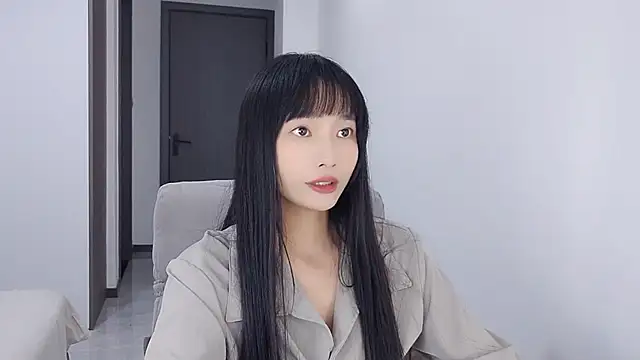 Lisa-3333 online show from October 21, 2025, 2:27 pm