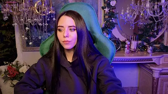 IvoryWood  online show from January 16, 2026, 5:28 pm