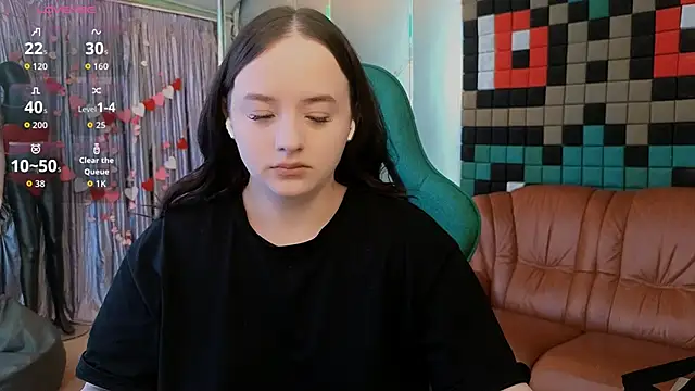 LaraBenson  online show from March 15, 2026, 4:47 pm